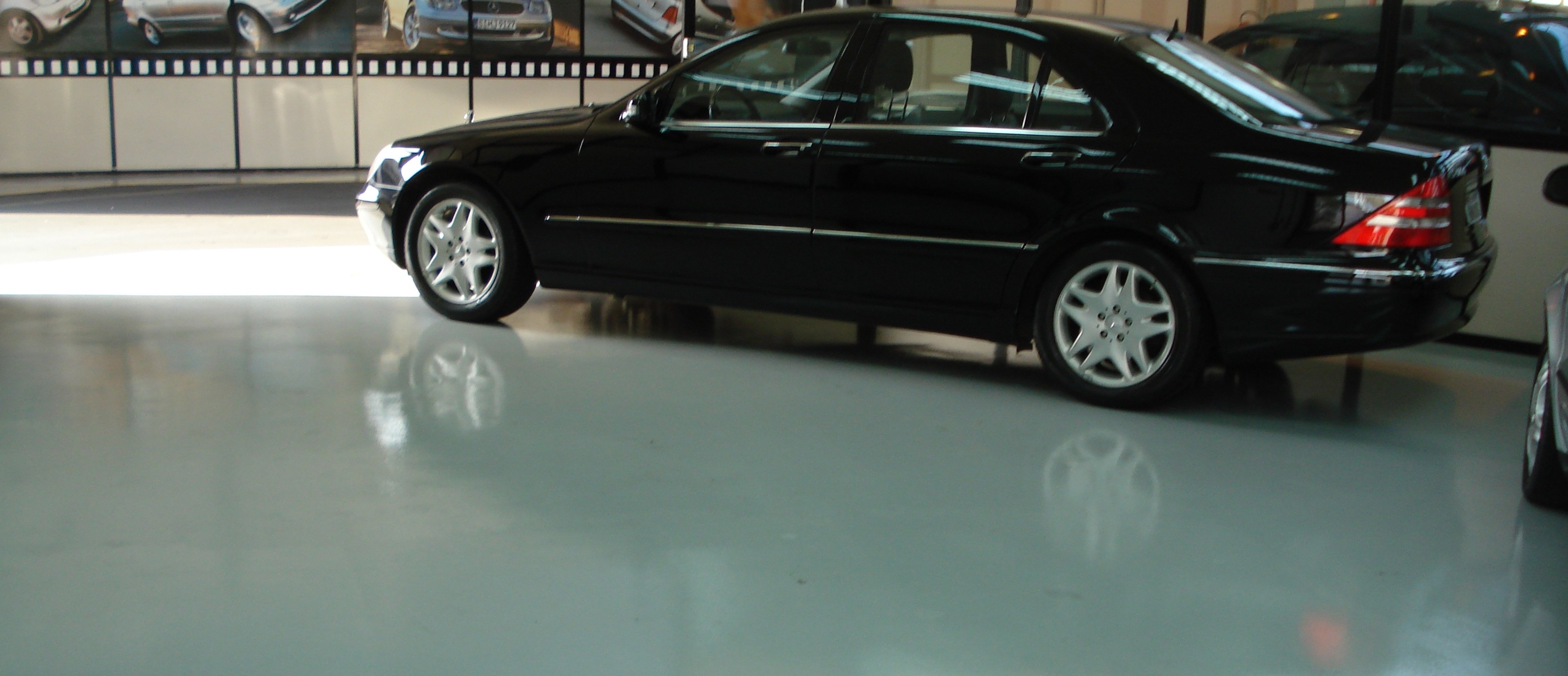 ESP Revestimento para Piso - Mercedes Benz